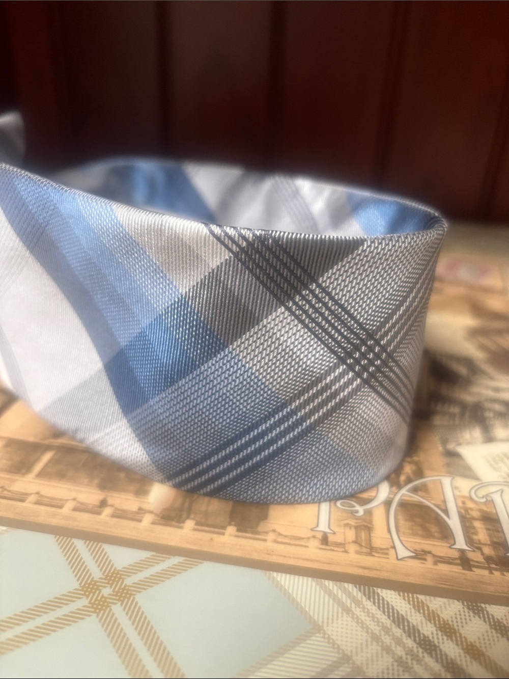 GEOFFREY BEENE Blue Gray Plaid Instinct Silk Polyester Blend Classic Tie - Picture 5 of 6